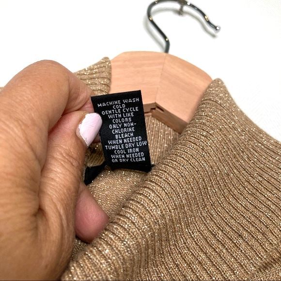 Alfani Gold Turtleneck Sweater Ruched Details Size Petite Small - Picture 8 of 10